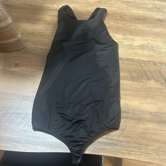 Black Guess by Marciano thong bodysuit.open back size large us - Picture 1 of 4